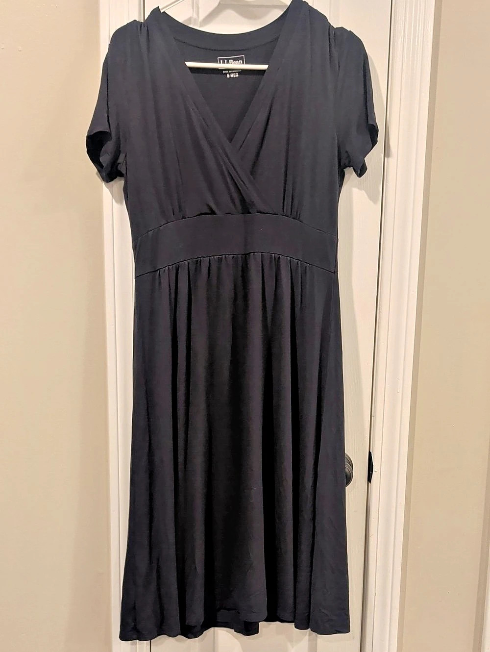 L.L.Bean Women'Small Summer Knit Dress Black Midi Dress Small